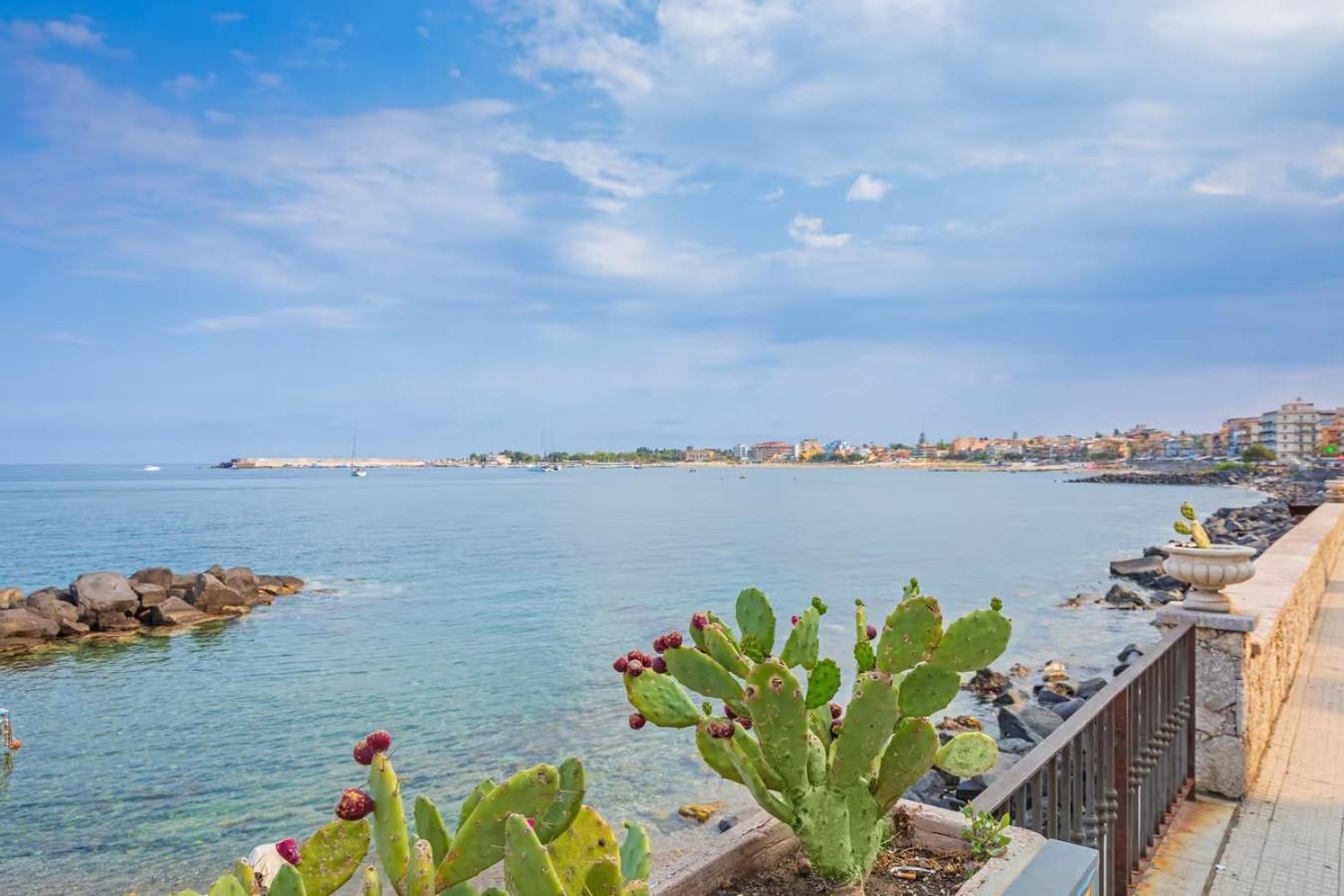 La Gioia Hotel Giardini-Naxos Buitenkant foto